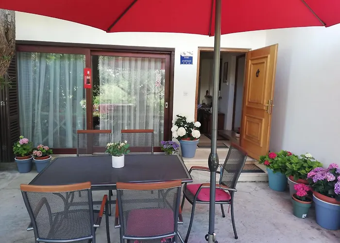 And Mery Apartment *