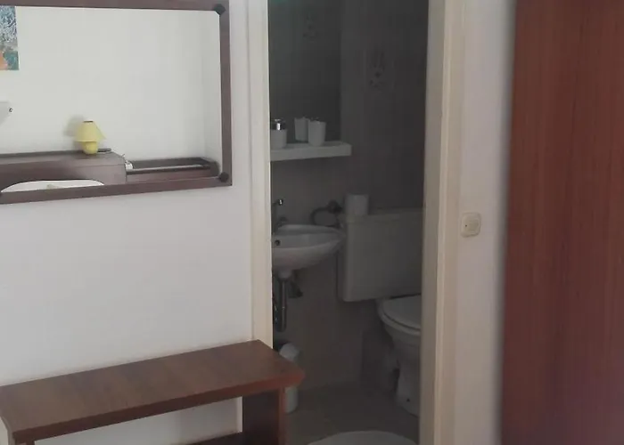 And Mery Apartment